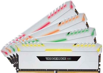 Модуль памяти DDR4 4x8Gb 3000MHz Corsair CMR32GX4M4C3000C15W RTL